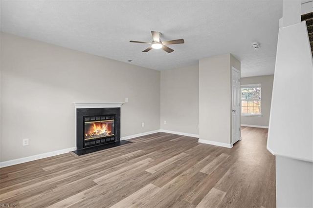 106 Leeds WAY, Newport News, VA 23608