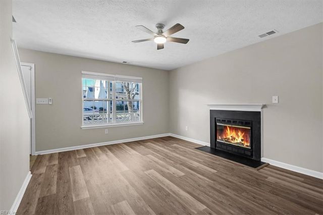 106 Leeds WAY, Newport News, VA 23608