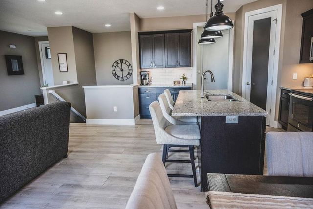 4823 Ironwood Drive, Cedar Falls, IA 50613