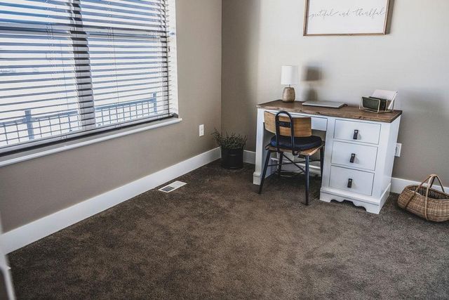 4823 Ironwood Drive, Cedar Falls, IA 50613