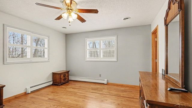 3323 Lakeside Drive, Jerome Twp, MI 48657