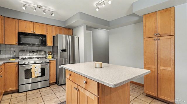 3323 Lakeside Drive, Jerome Twp, MI 48657