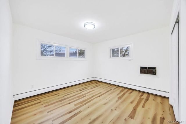 9 Redwood Lane, Levittown, NY 11756