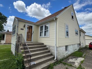10024 Merrimac Avenue, Oak Lawn, IL 60453