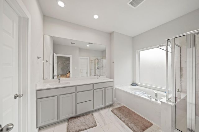 3326 Tilley Drive, Rosenberg, TX 77471