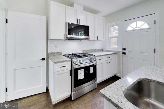186 FORRESTER ST SW, Washington, DC 20032