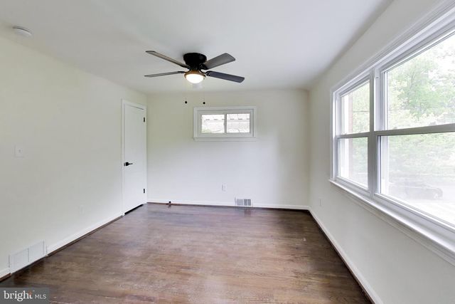 186 FORRESTER ST SW, Washington, DC 20032