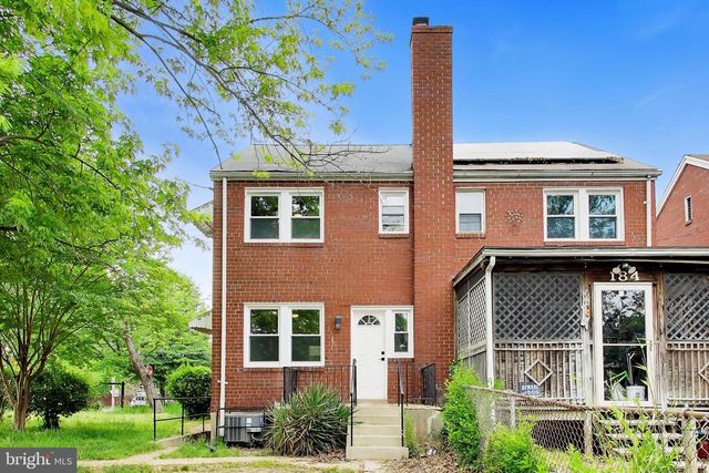 186 FORRESTER ST SW, Washington, DC 20032