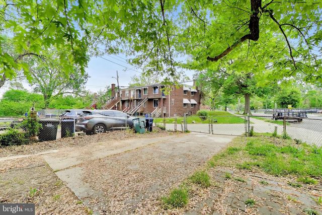 186 FORRESTER ST SW, Washington, DC 20032