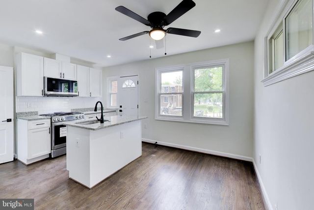 186 FORRESTER ST SW, Washington, DC 20032