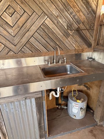 804 S Katherine, Crane, TX 79731