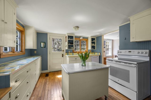 1551 US Route 6, Wellfleet, MA 02667