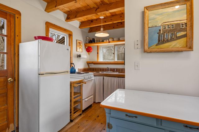 1551 US Route 6, Wellfleet, MA 02667