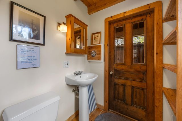 1551 US Route 6, Wellfleet, MA 02667