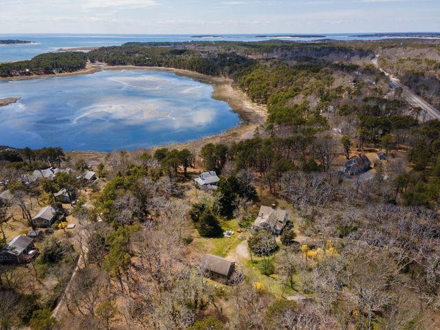 1551 US Route 6, Wellfleet, MA 02667