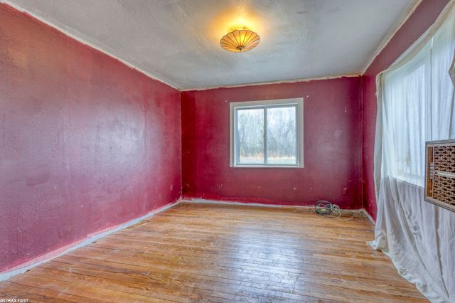 42550 La Croix St Street, Clinton Twp, MI 48036