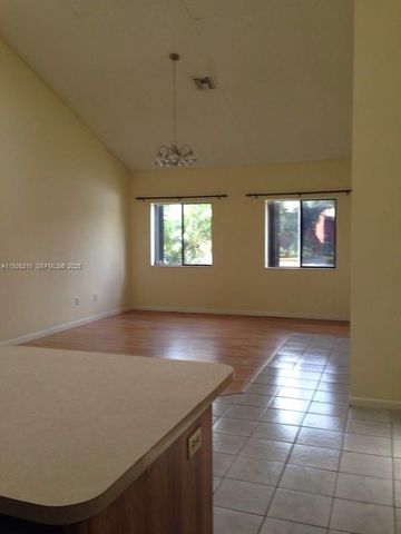 405 SE 14th St 405, Dania Beach, FL 33004