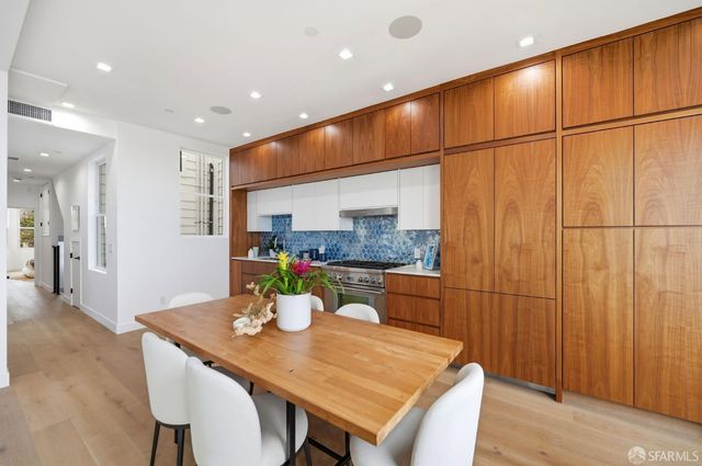 818 Green Street A, San Francisco, CA 94133
