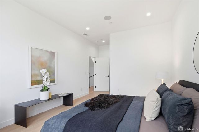 818 Green Street A, San Francisco, CA 94133
