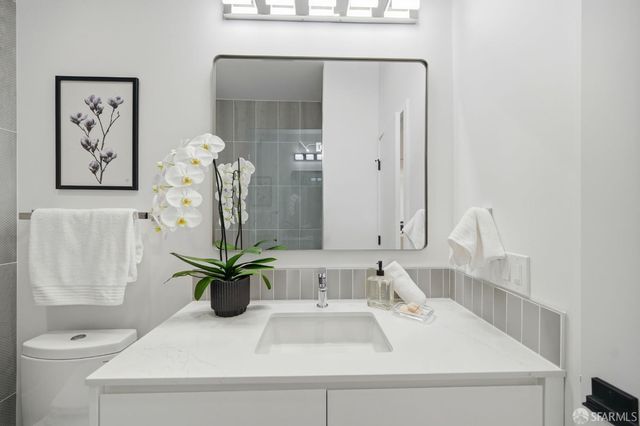 818 Green Street A, San Francisco, CA 94133