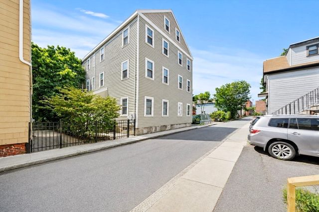 55 Cherry St 1, Chelsea, MA 02150
