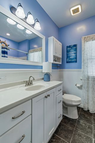 1734 N Howell Street, Davenport, IA 52804