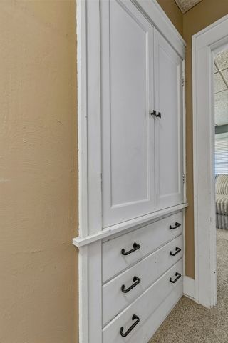 1734 N Howell Street, Davenport, IA 52804