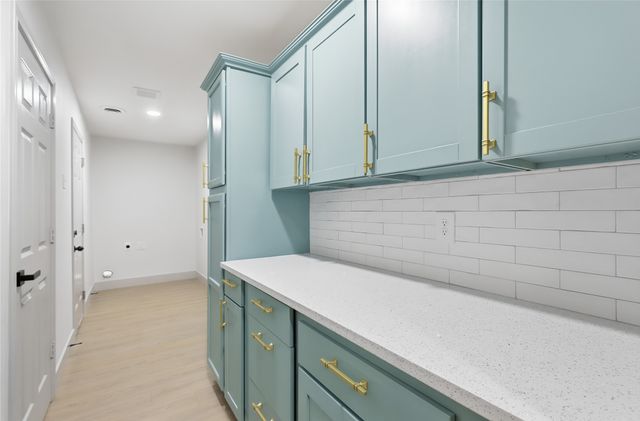 8004 Ferndale Drive, Benbrook, TX 76116