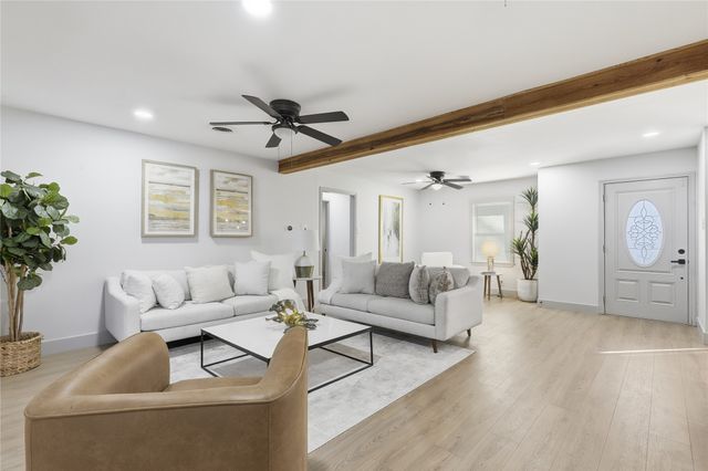 8004 Ferndale Drive, Benbrook, TX 76116