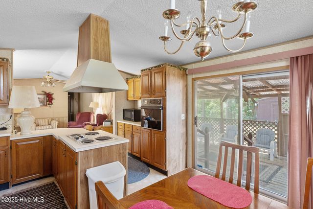 295 Redwood Road, Southport, NC 28461