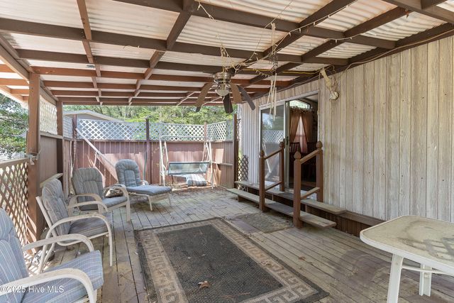 295 Redwood Road, Southport, NC 28461