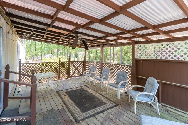 295 Redwood Road, Southport, NC 28461