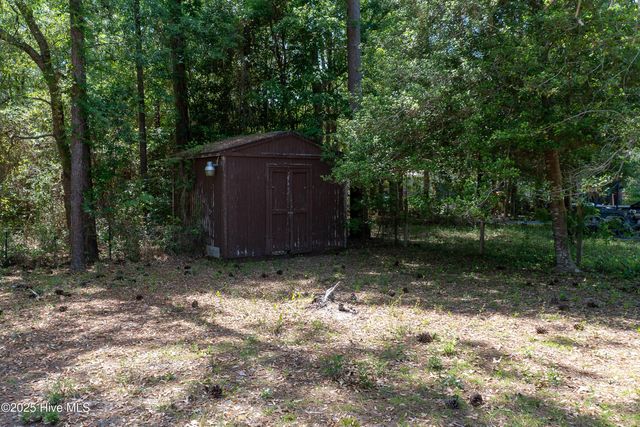 295 Redwood Road, Southport, NC 28461