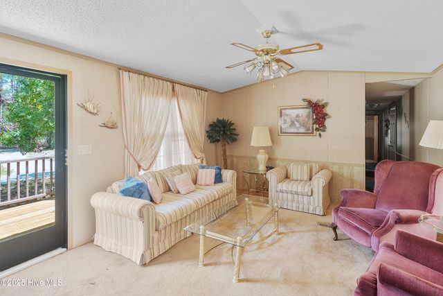 295 Redwood Road, Southport, NC 28461