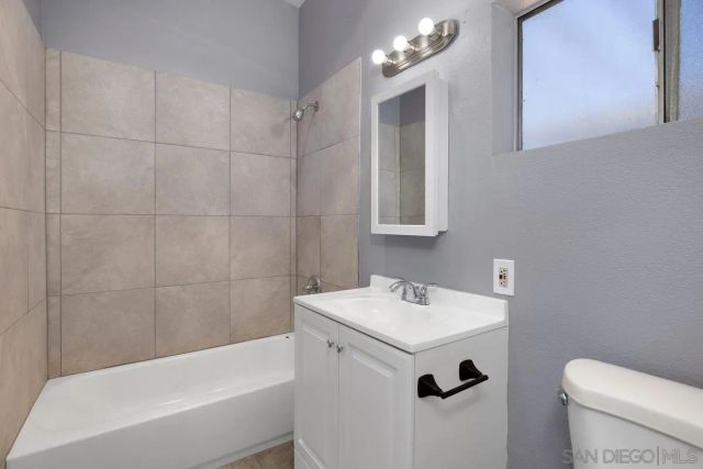 727-35 S Gregory St, San Diego, CA 92113