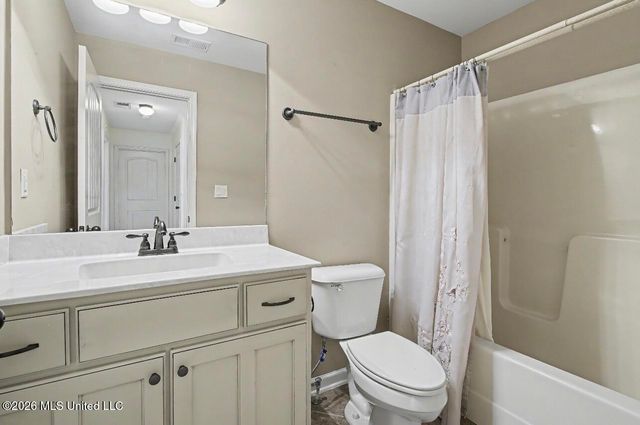 604 Rowan Oak Place, Hernando, MS 38632