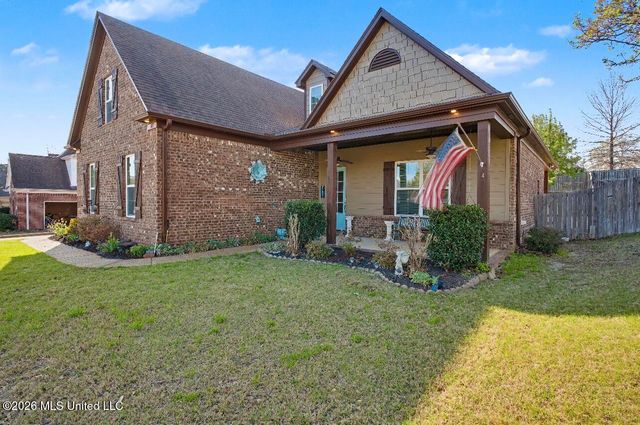 604 Rowan Oak Place, Hernando, MS 38632