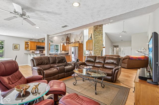 18023 Sun Ridge Circle, Noblesville, IN 46062