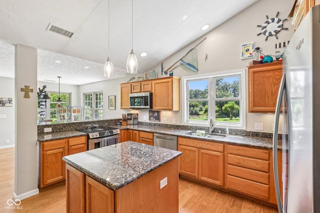 18023 Sun Ridge Circle, Noblesville, IN 46062