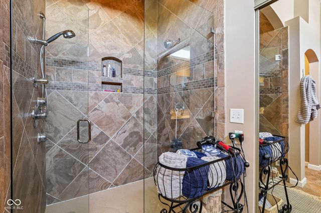 18023 Sun Ridge Circle, Noblesville, IN 46062