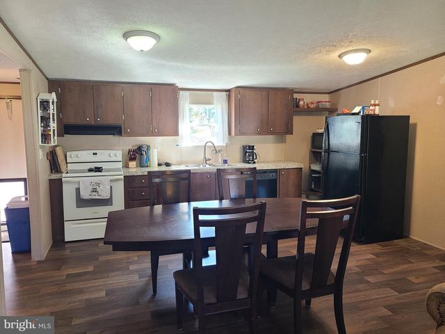 216 MEADOW TRL, Delta, PA 17314