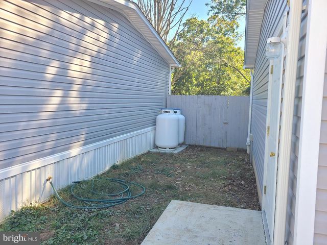 216 MEADOW TRL, Delta, PA 17314