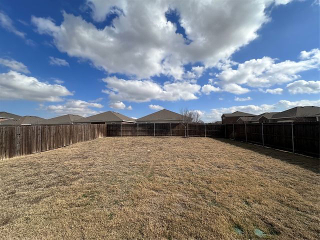 13400 Hiskey Drive, Fort Worth, TX 76052