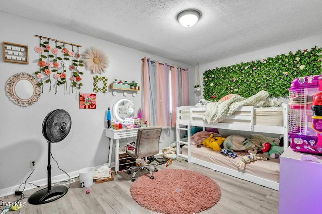 525 Scott County Road, Kingsport, TN 37660