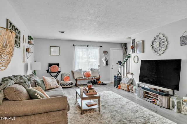 525 Scott County Road, Kingsport, TN 37660