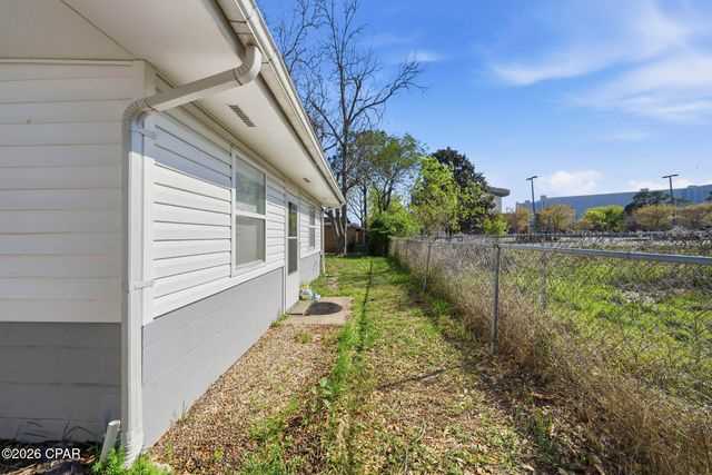 1827 Flagg Avenue, Panama City Beach, FL 32407