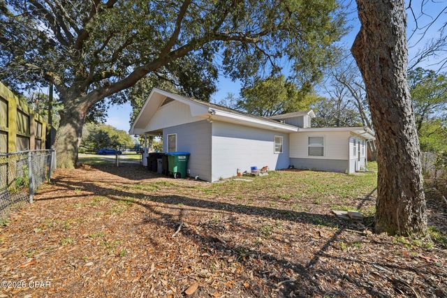 1827 Flagg Avenue, Panama City Beach, FL 32407