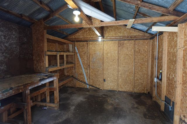 46860 Sycamore Drive, Bangor, MI 49013