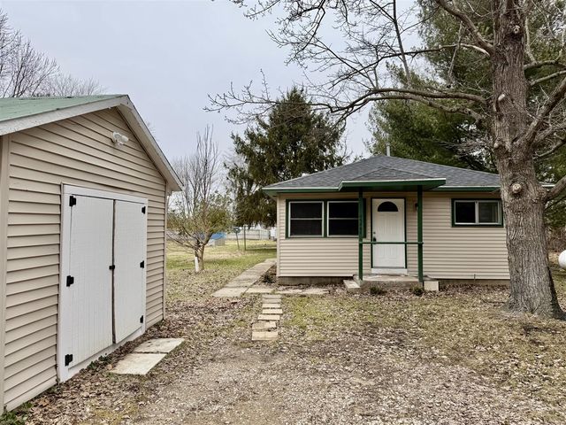 46860 Sycamore Drive, Bangor, MI 49013