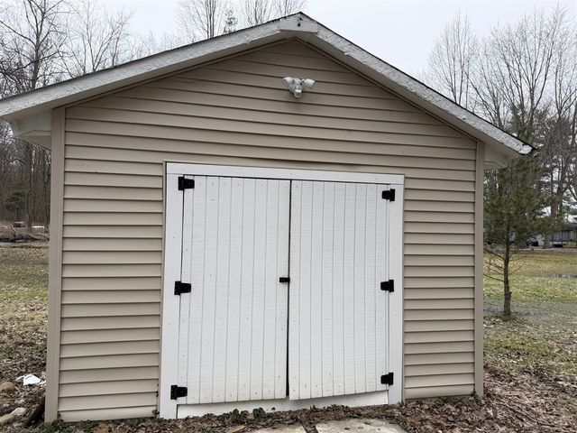 46860 Sycamore Drive, Bangor, MI 49013